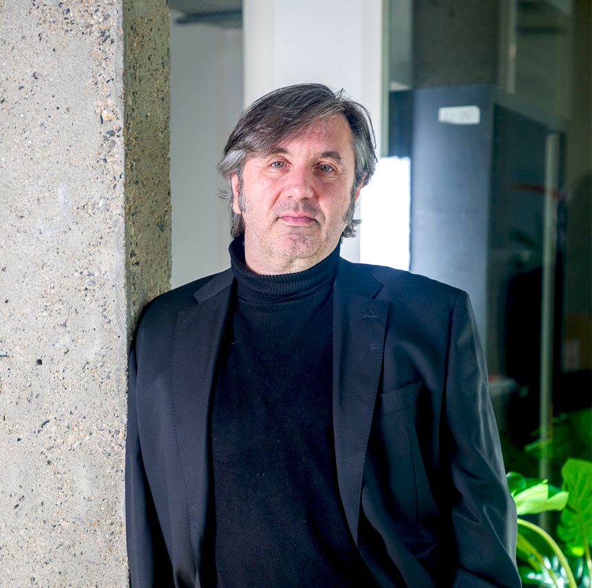 Stéphane, responsable du service marketing et communication